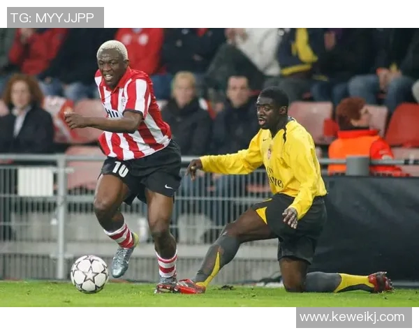 海伦芬与埃门对决前瞻分析双方状态及战术布局探讨